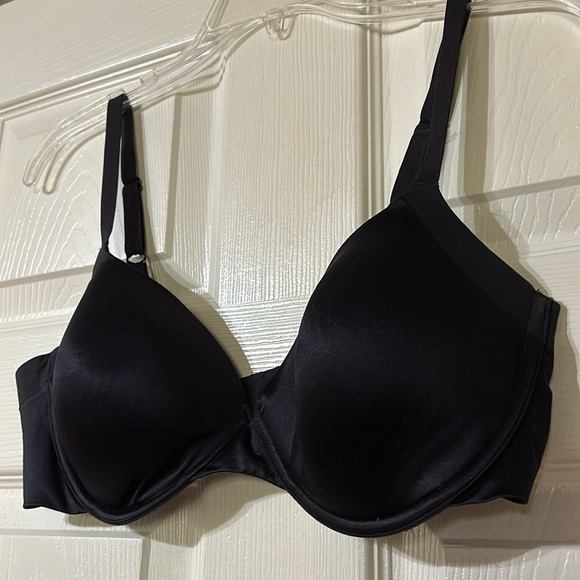 Maidenform Other - Maidenform 36C Underwire Bra